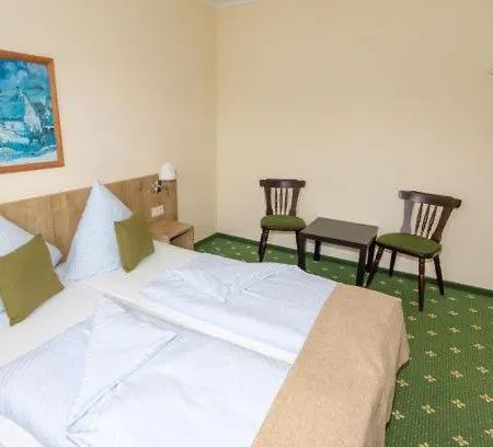 Spreewaldhotel Garni Raddusch ホテル ヴェッチャウ