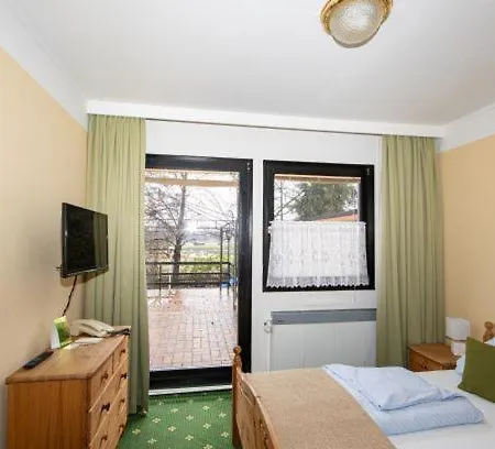 Spreewaldhotel Garni Raddusch Фечау