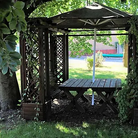 Отель Spreewaldhotel Garni Raddusch 2*